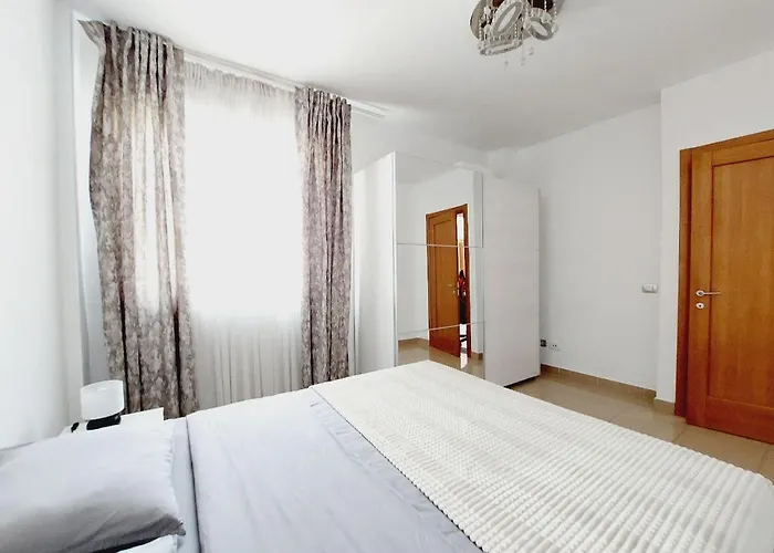 Semesterbostad House With A Tropical Garden