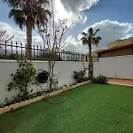 House With A Tropical Garden Hébergement de vacances