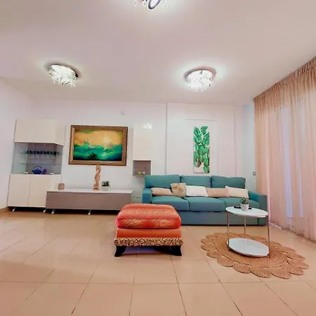 House With A Tropical Garden * Costa Adeje (Tenerife)