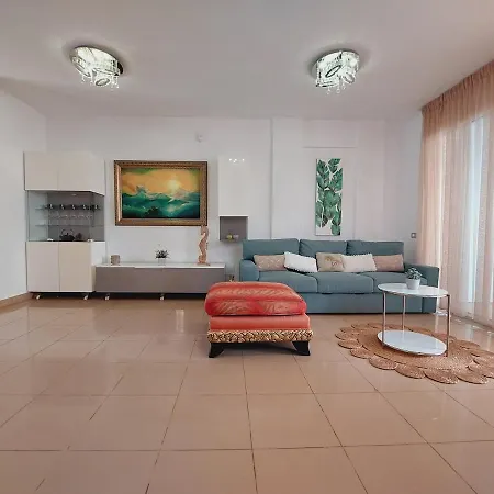Holiday home House With A Tropical Garden *