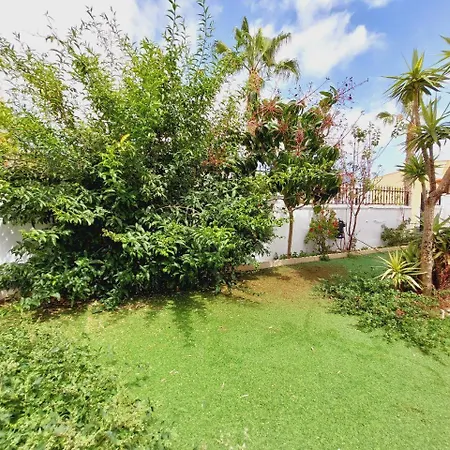 House With A Tropical Garden *